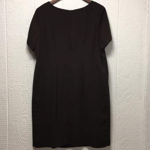 Dress - Picture 4 of 4